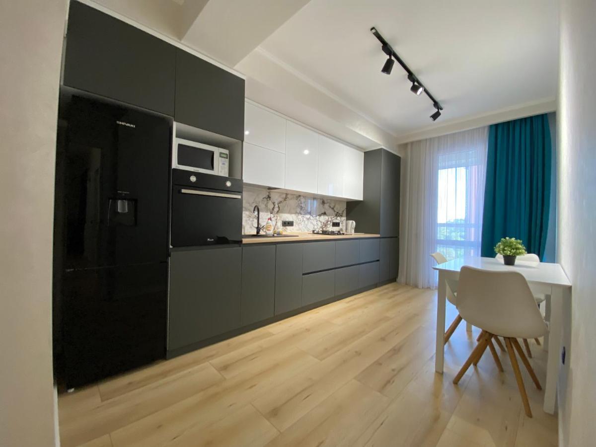 Apartament Lux Chişinău Eksteriør billede