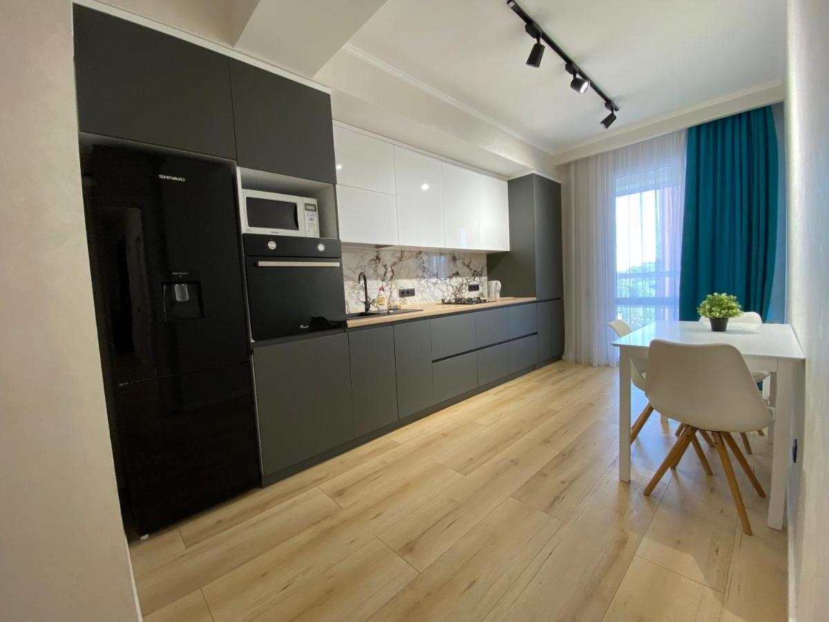 Apartament Lux Chişinău Eksteriør billede