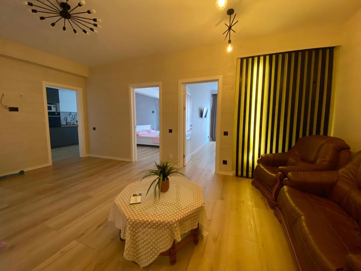 Apartament Lux Chişinău Eksteriør billede
